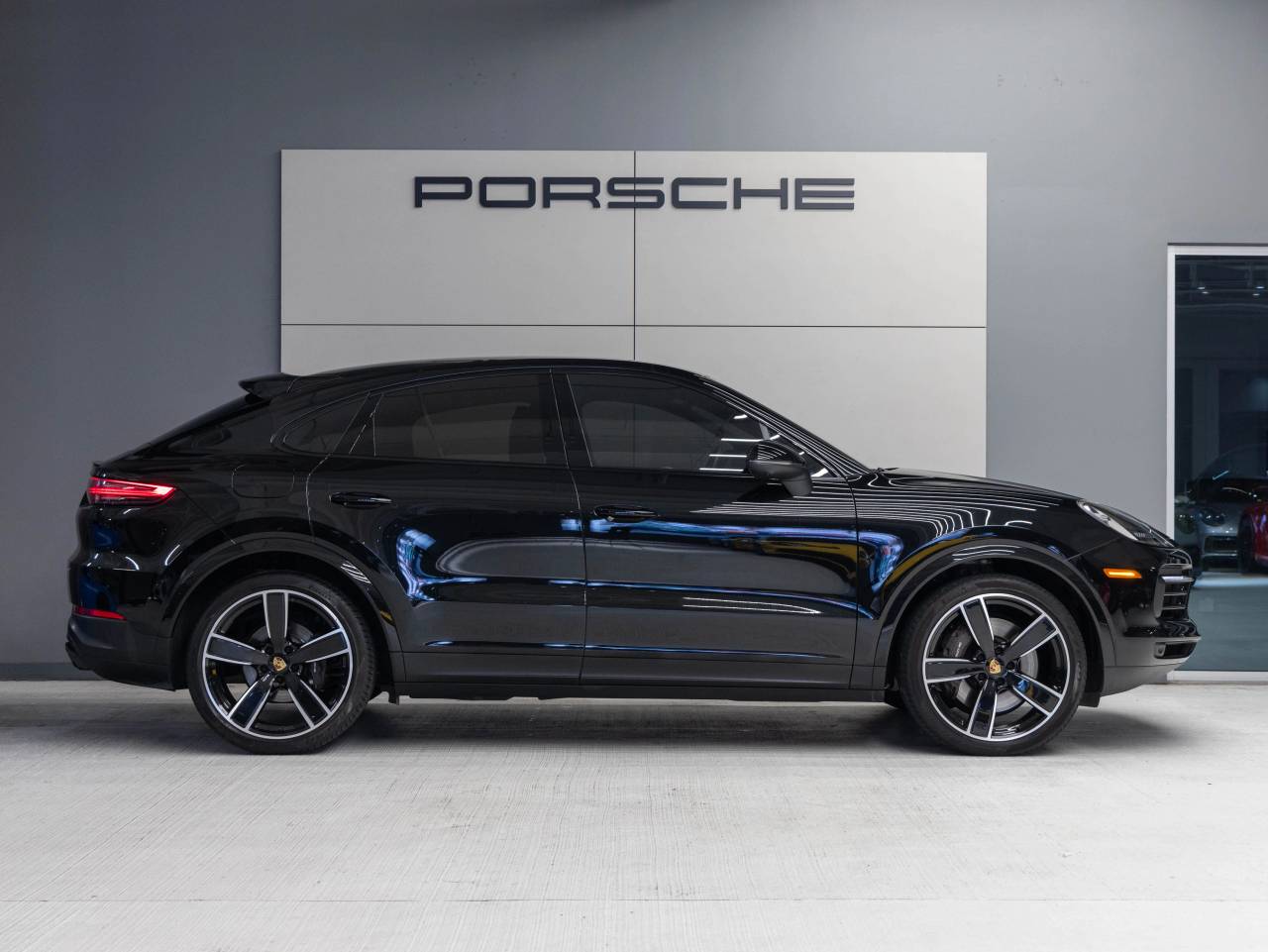 2023 Porsche Cayenne Cayenne Coupe Platinum Edition