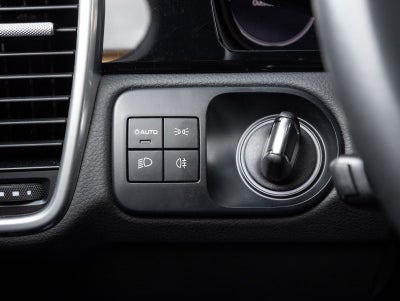 2023 Porsche Cayenne Coupe Platinum Edition