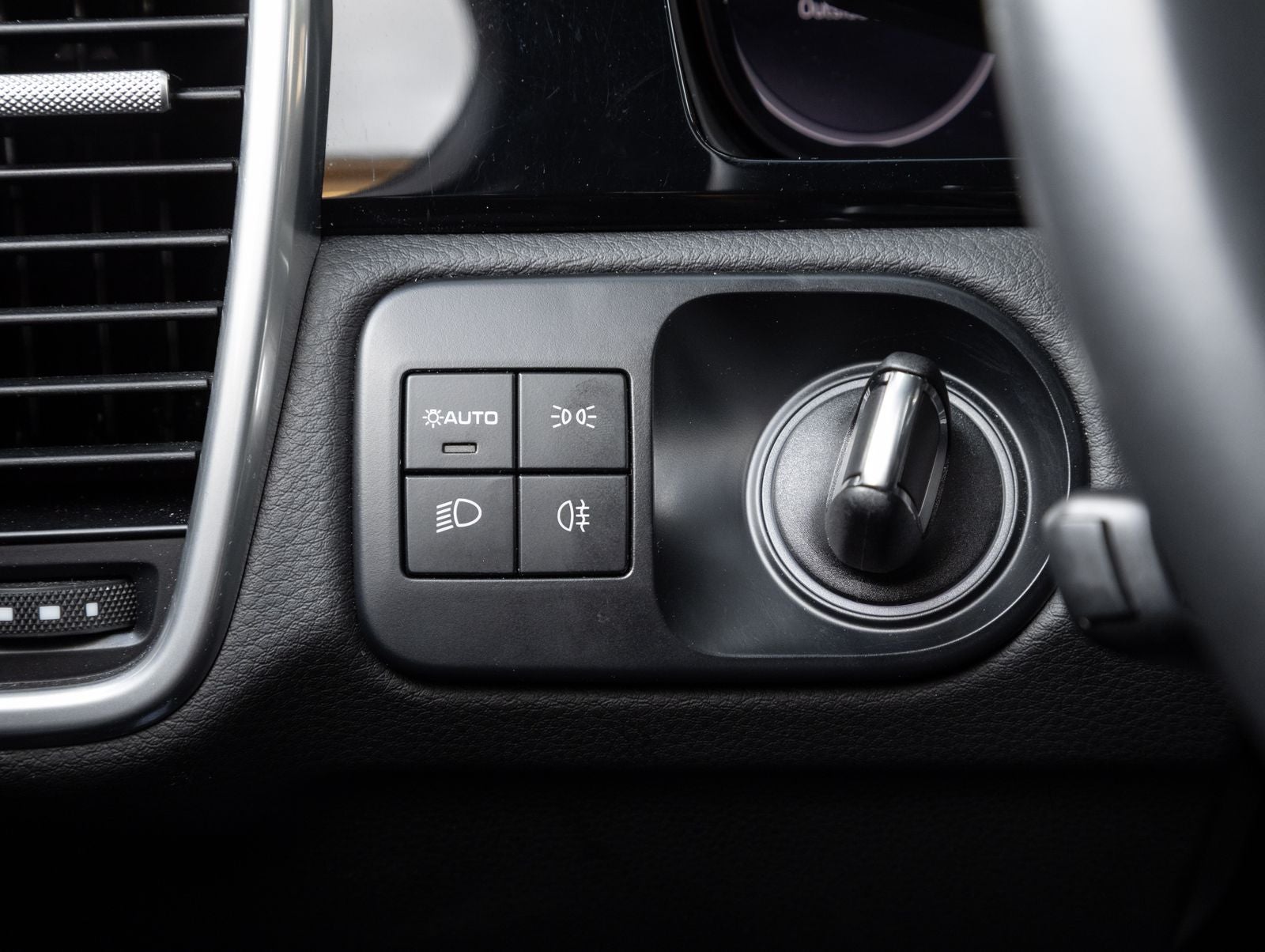 2023 Porsche Cayenne Coupe Platinum Edition