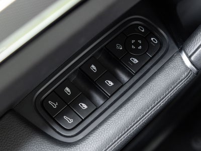 2023 Porsche Cayenne Coupe Platinum Edition