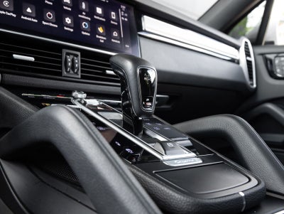 2023 Porsche Cayenne Coupe Platinum Edition