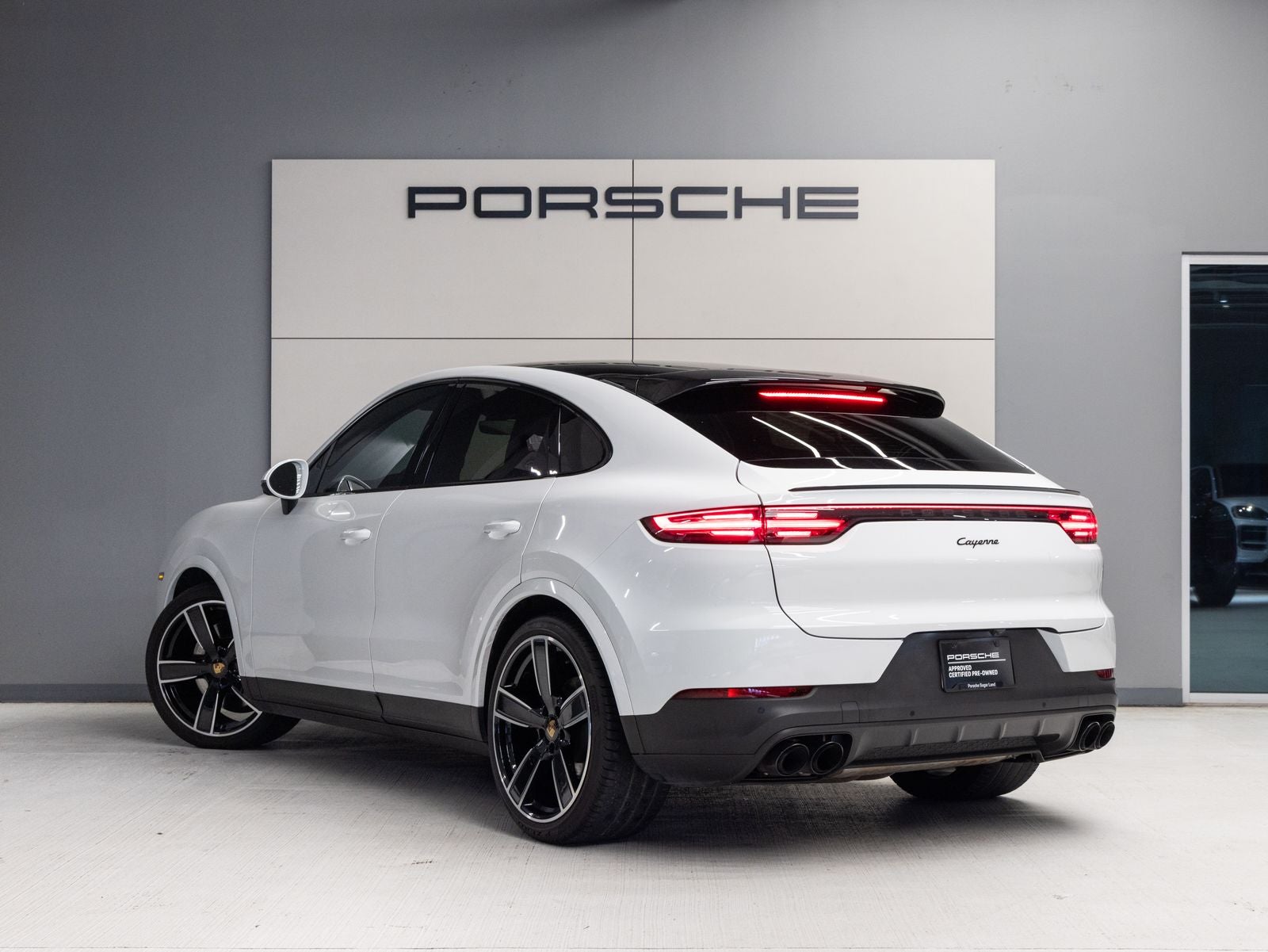 2023 Porsche Cayenne Coupe Platinum Edition