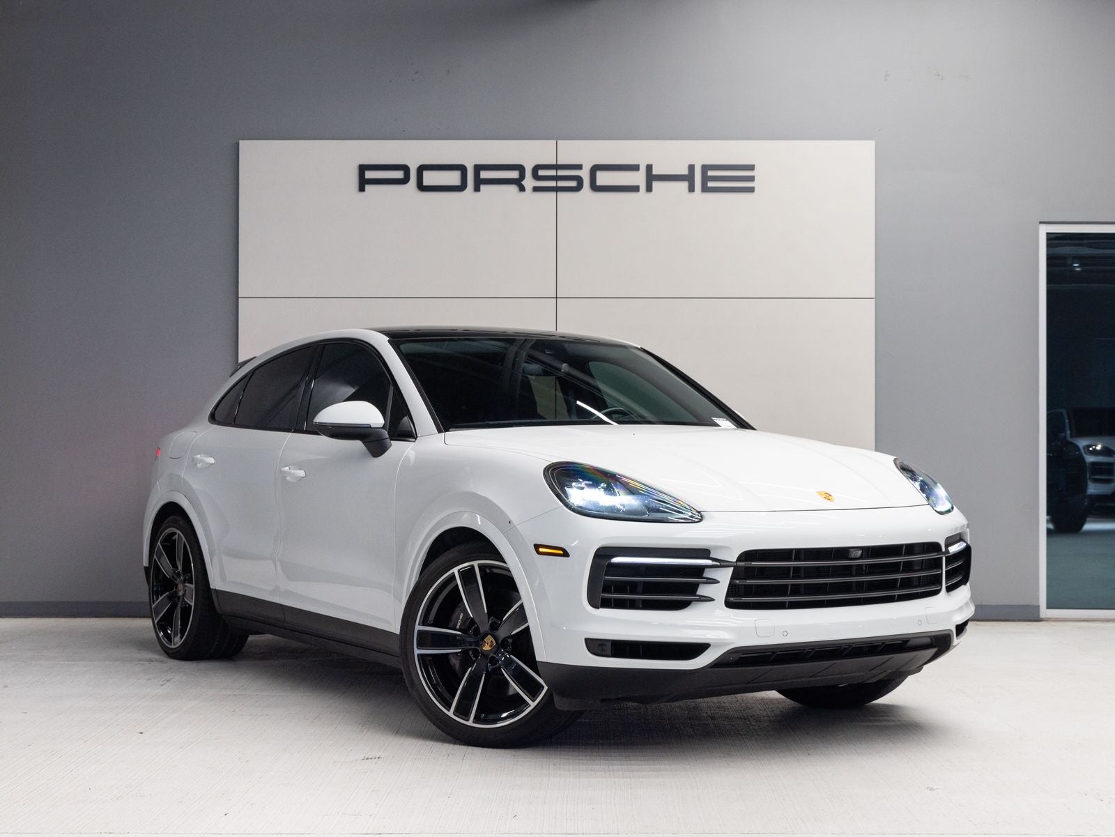 2023 Porsche Cayenne Coupe Platinum Edition