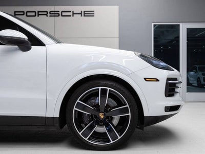 2023 Porsche Cayenne Coupe Platinum Edition