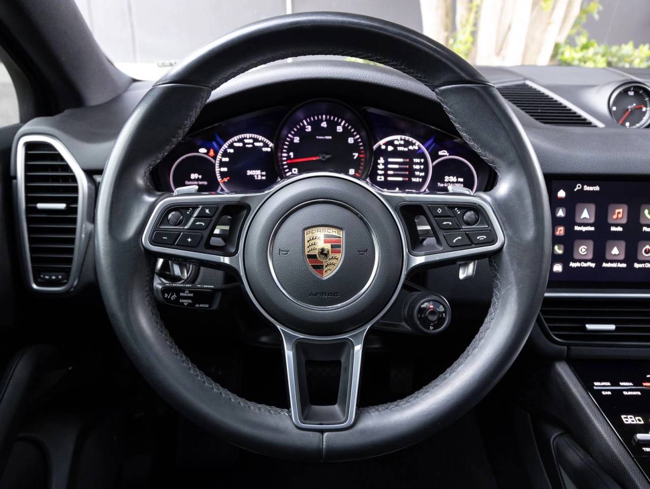 2023 Porsche Cayenne Coupe Platinum Edition