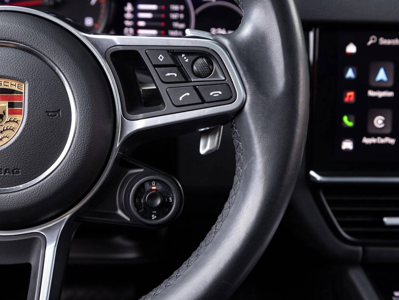 2023 Porsche Cayenne Coupe Platinum Edition