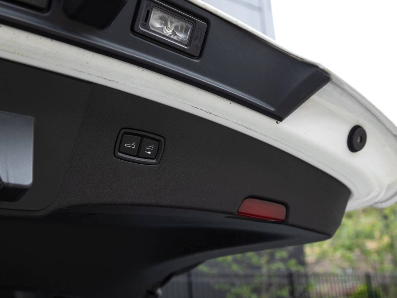 2023 Porsche Cayenne Coupe Platinum Edition