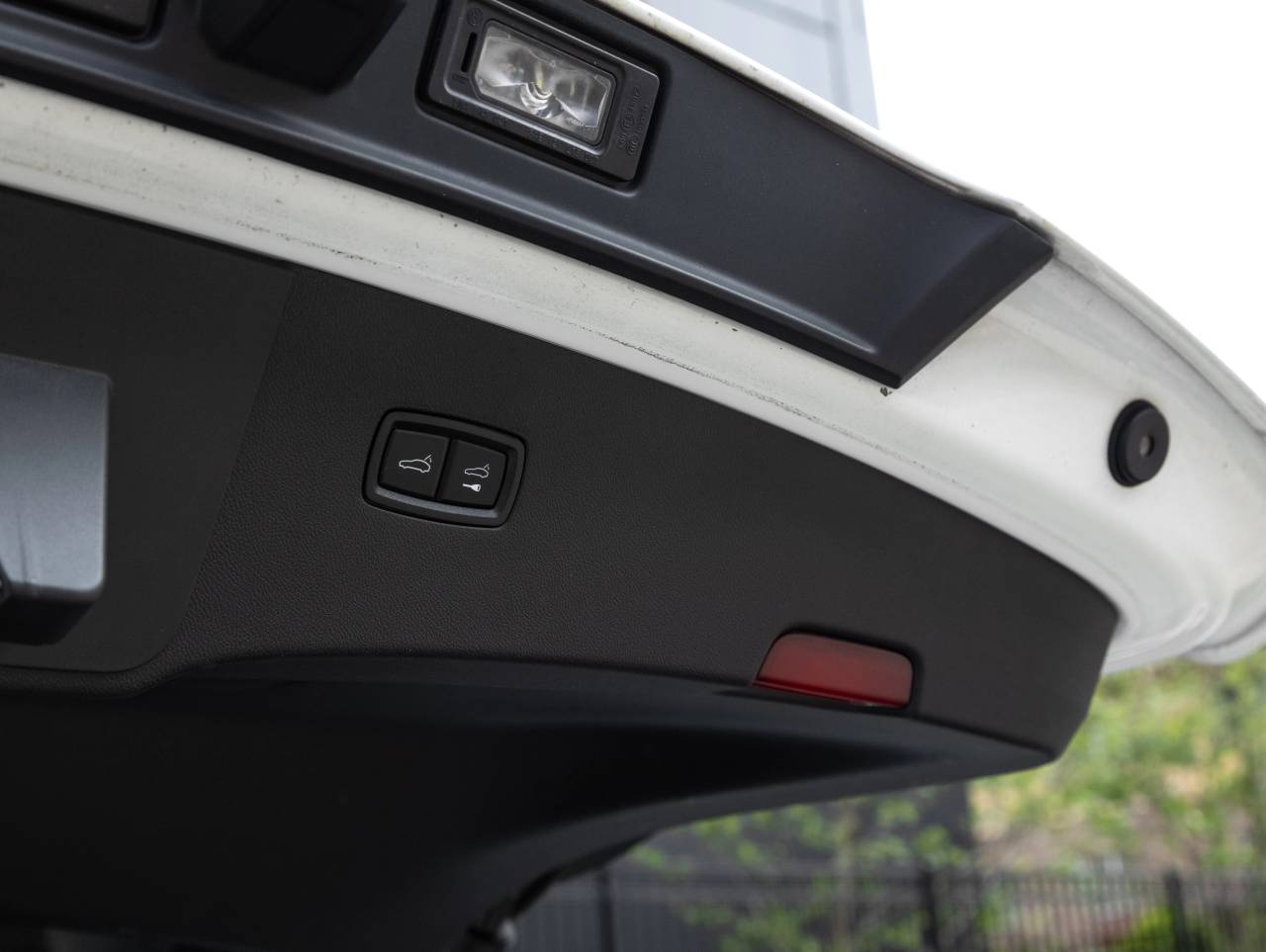 2023 Porsche Cayenne Coupe Platinum Edition