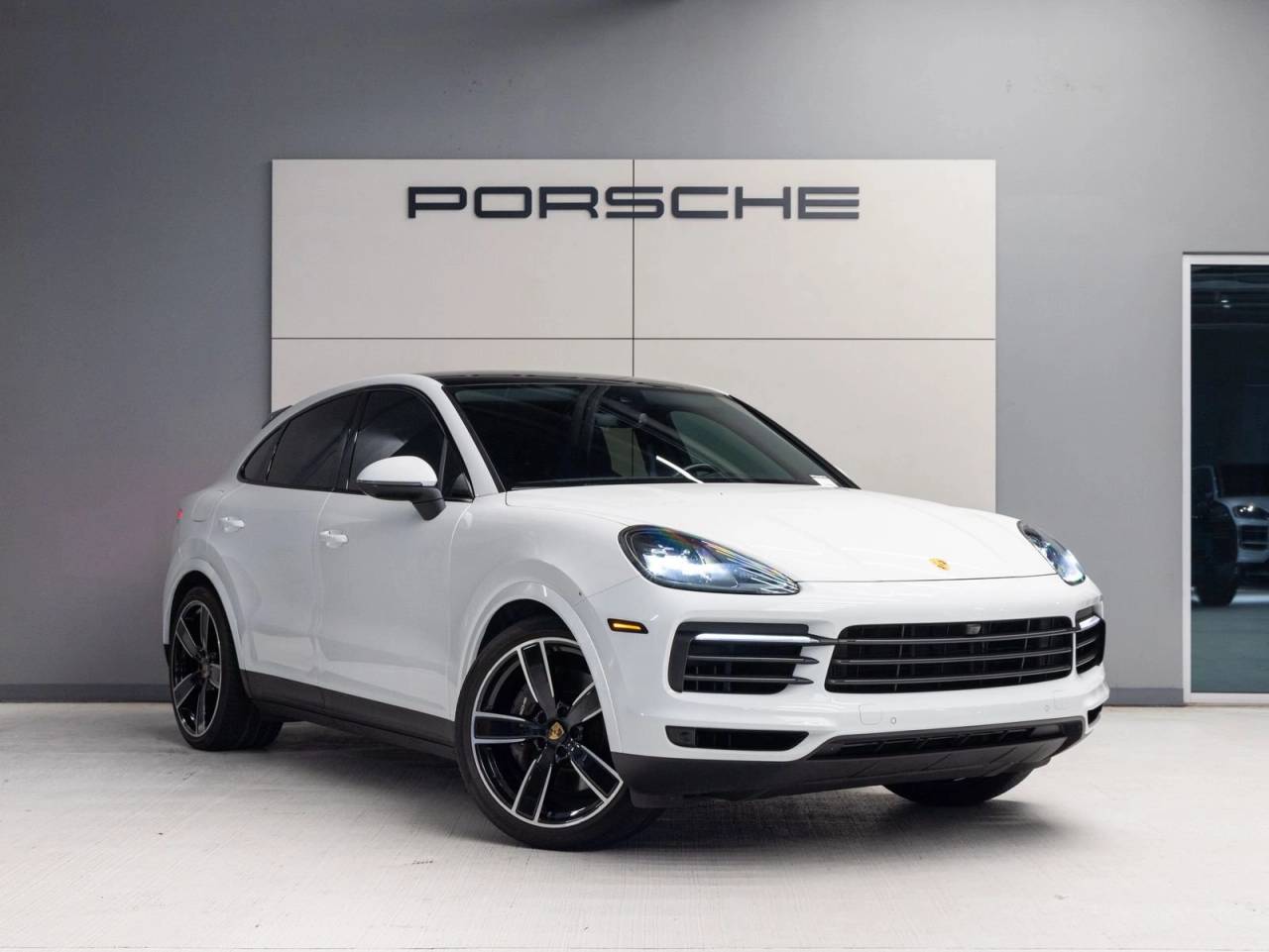 2023 Porsche Cayenne Coupe Platinum Edition