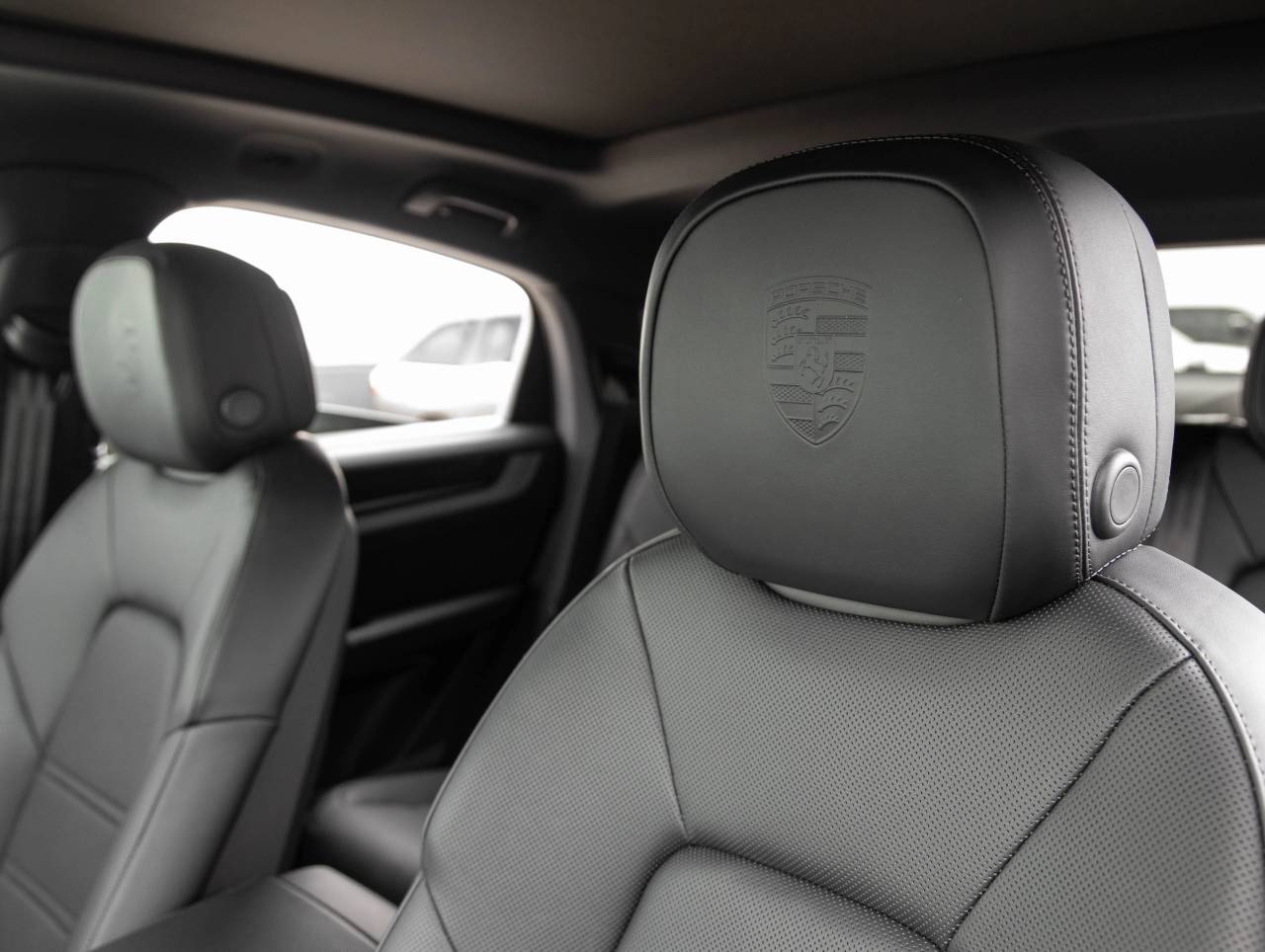 2026 Porsche Cayenne Cayenne Coupe