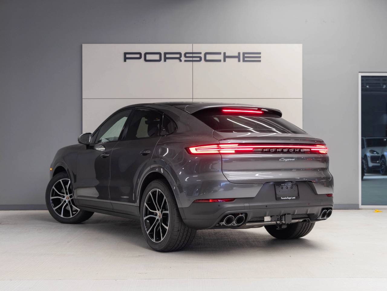 2025 Porsche Cayenne Cayenne Coupe