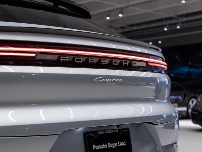 2026 Porsche Cayenne Base