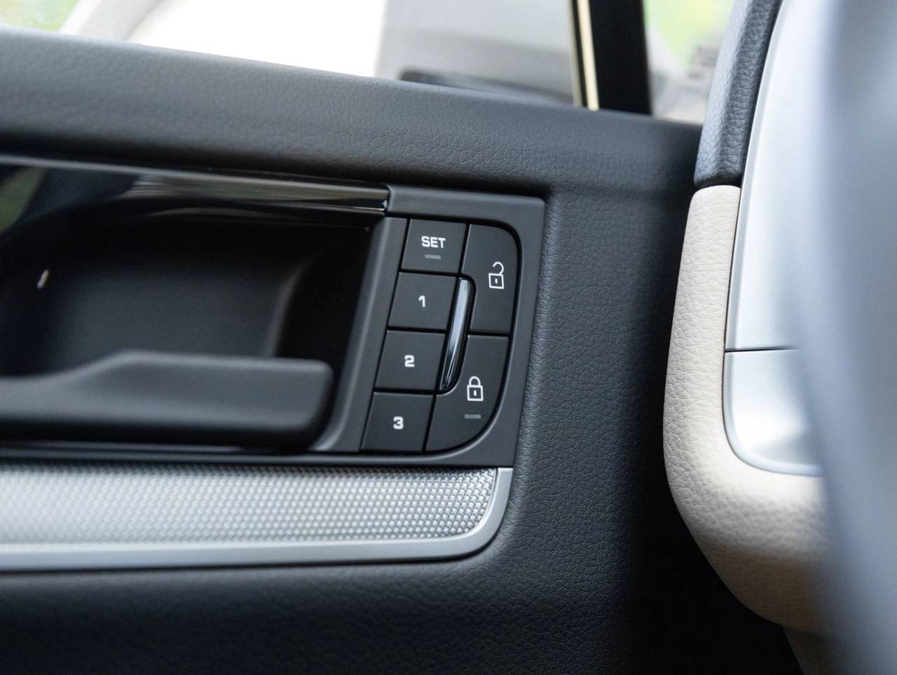 2026 Porsche Cayenne Coupe