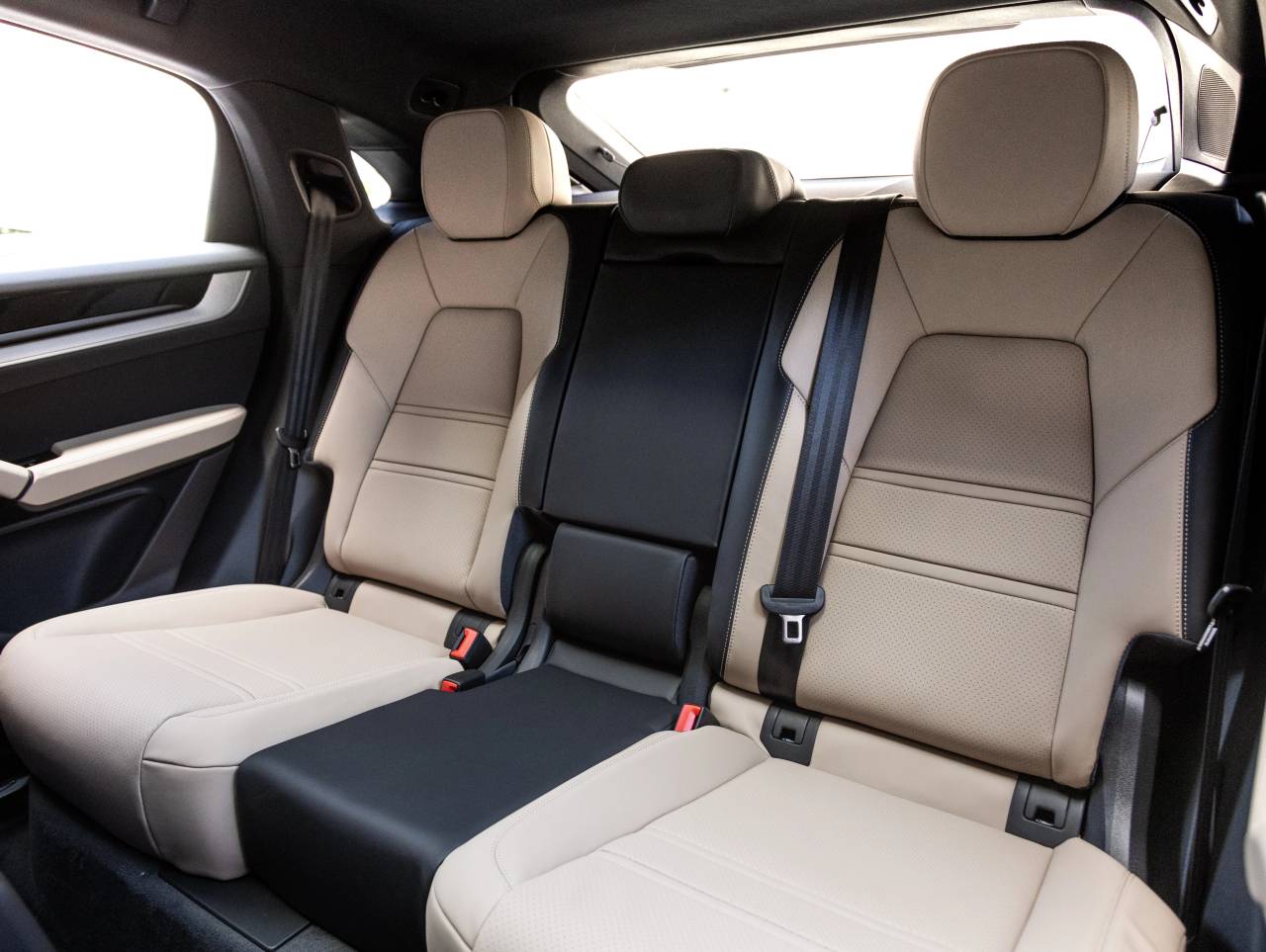 2026 Porsche Cayenne Coupe