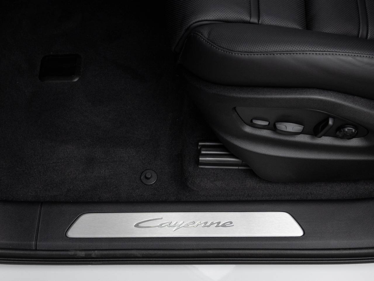 2026 Porsche Cayenne Coupe