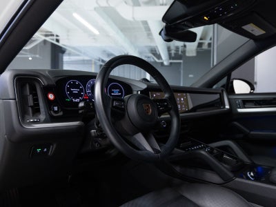 2024 Porsche Cayenne Cayenne Coupe