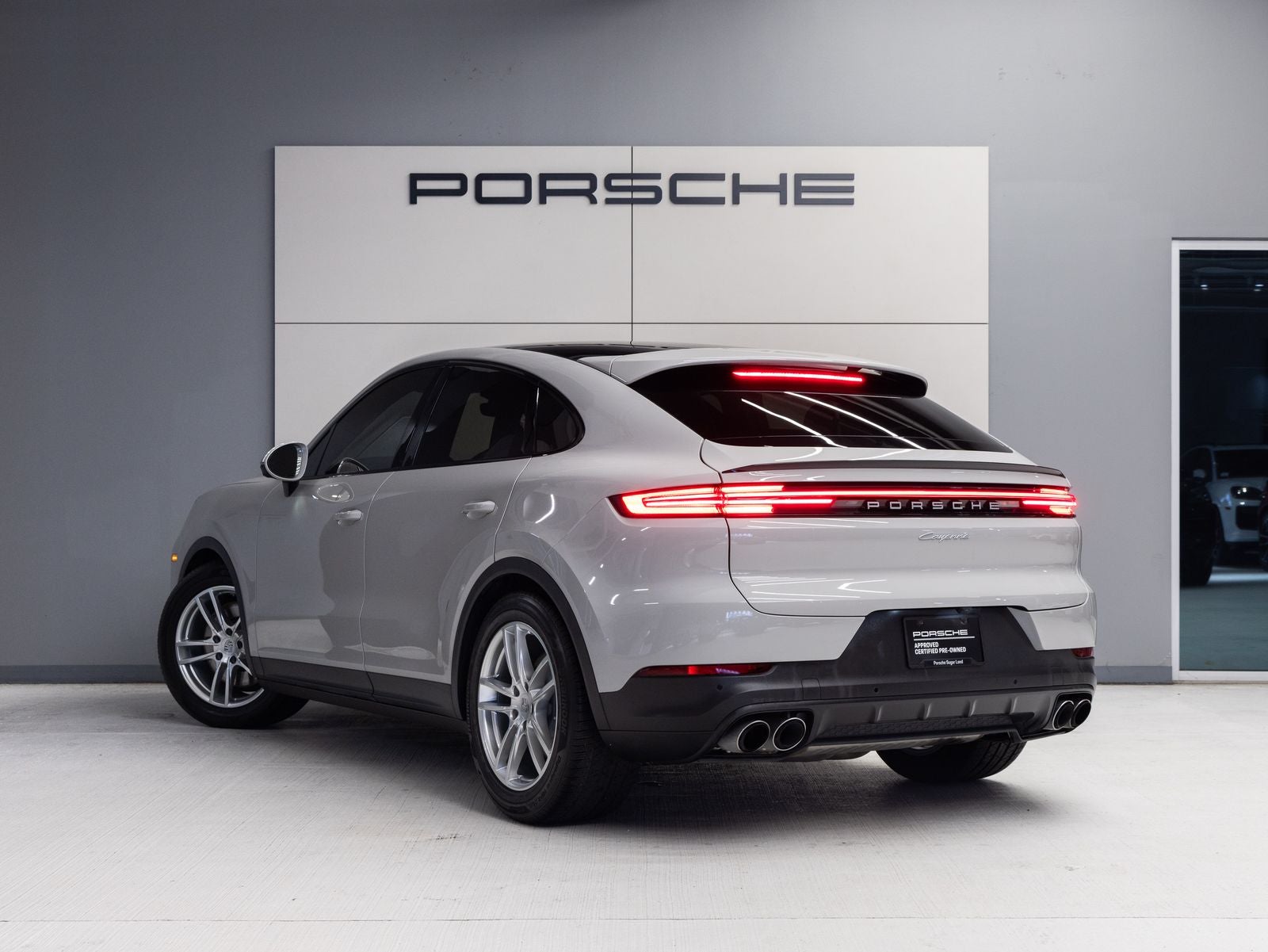2024 Porsche Cayenne Cayenne Coupe