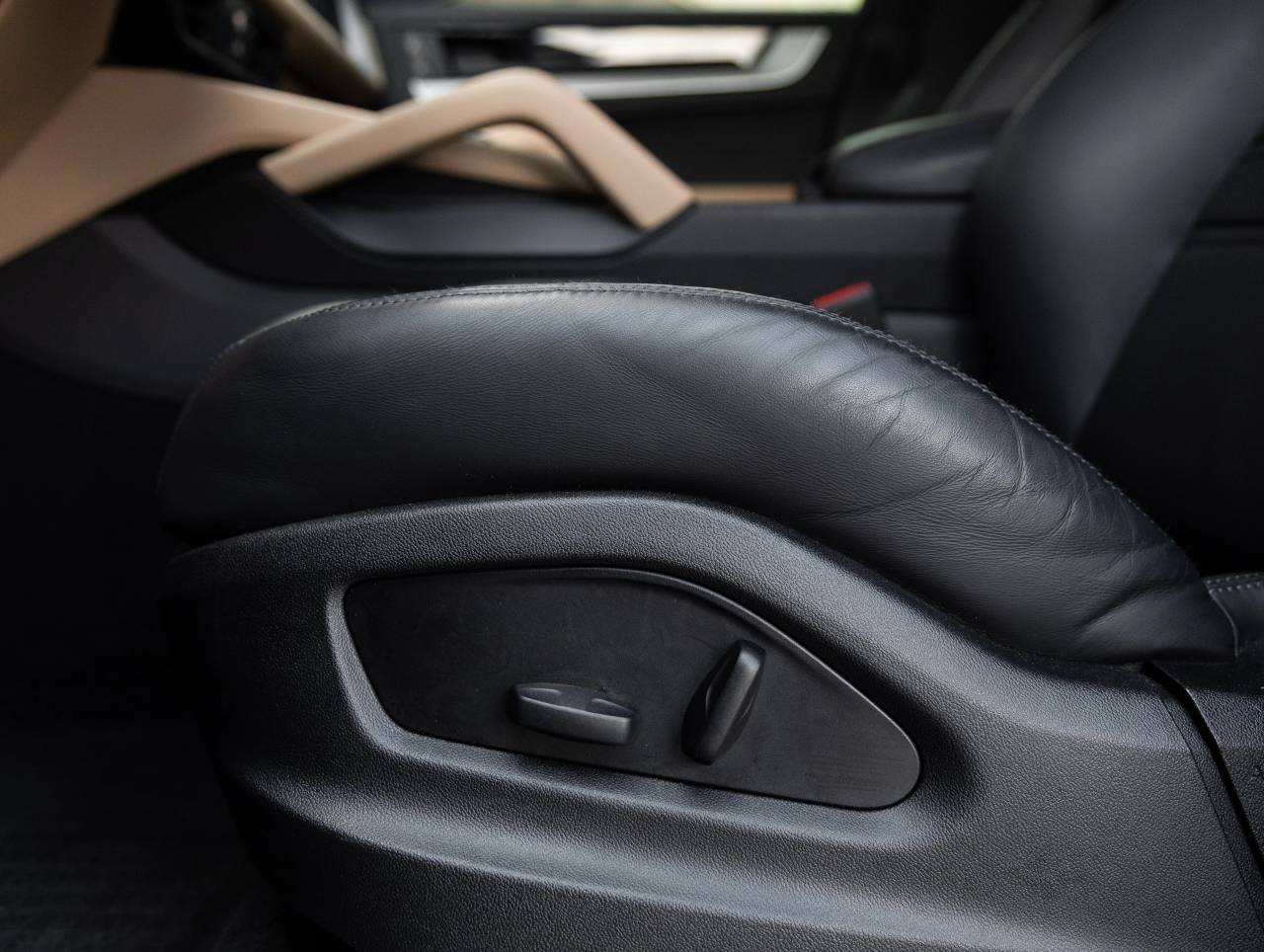 2024 Porsche Cayenne Cayenne Coupe
