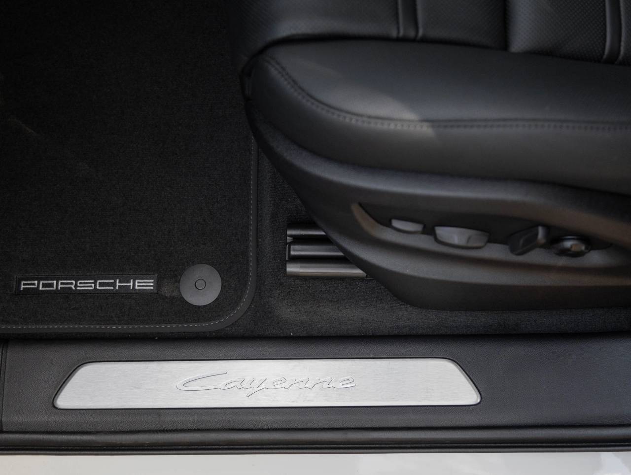 2026 Porsche Cayenne Cayenne Coupe