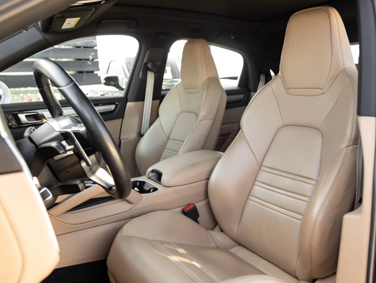 2023 Porsche Cayenne Cayenne Coupe Platinum Edition