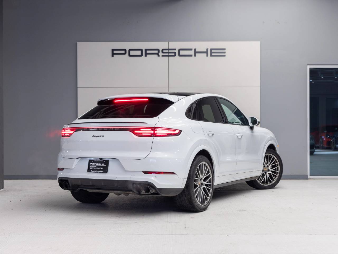 2023 Porsche Cayenne Cayenne Coupe Platinum Edition