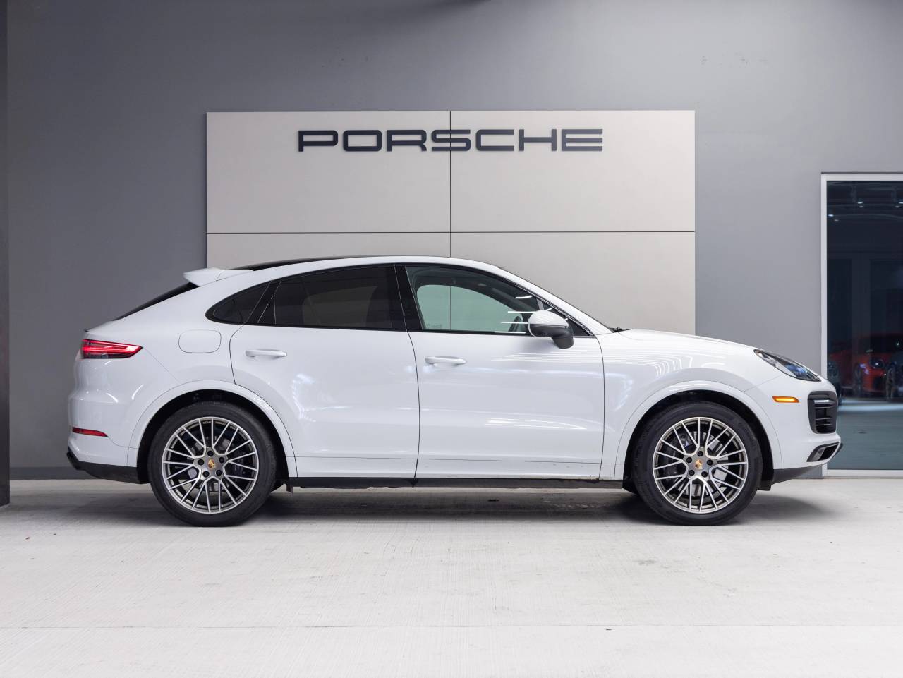 2023 Porsche Cayenne Cayenne Coupe Platinum Edition
