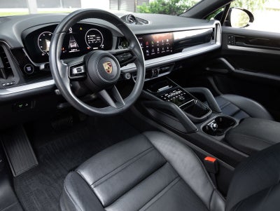 2024 Porsche Cayenne Cayenne Coupe