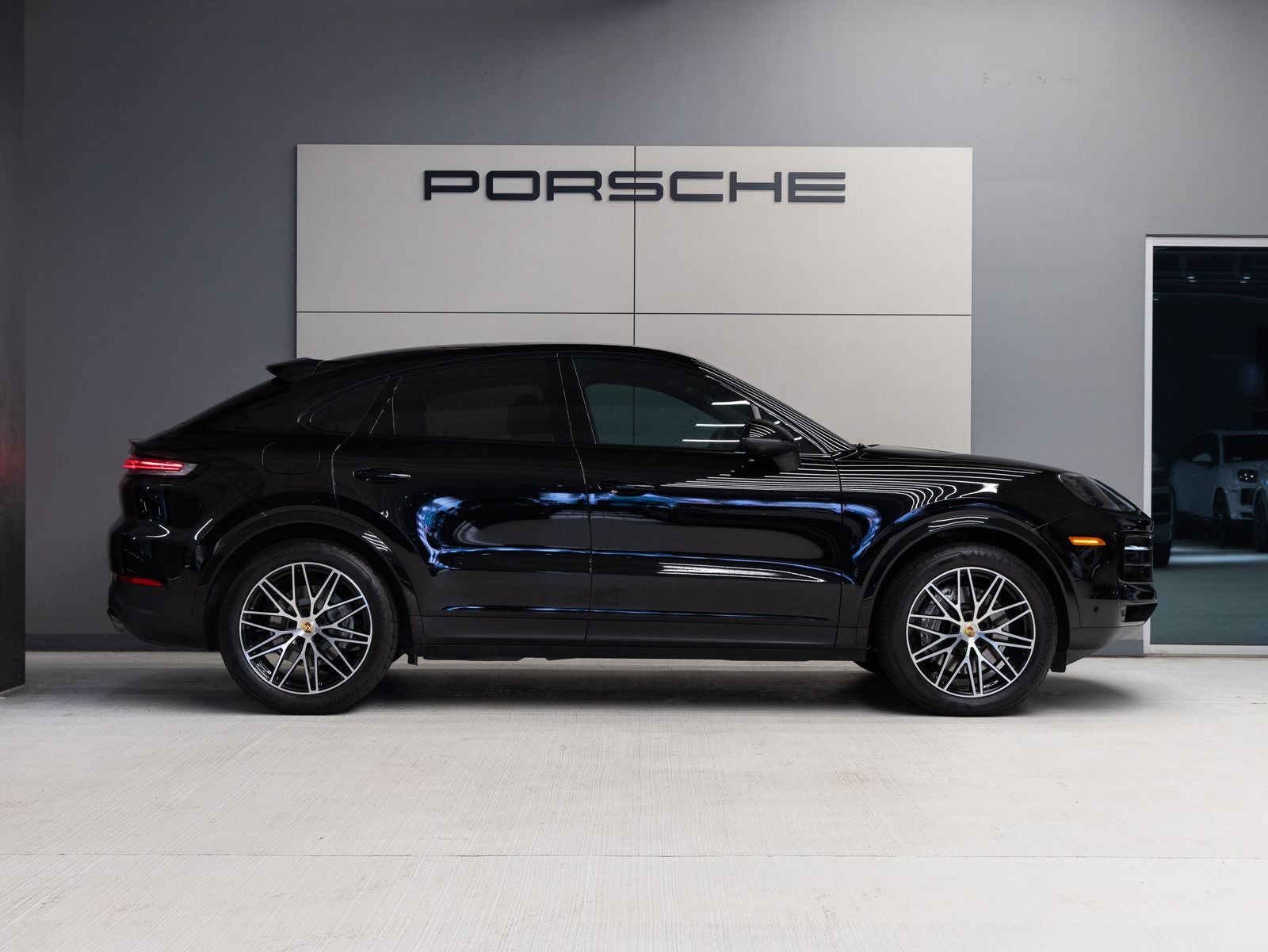 2024 Porsche Cayenne Cayenne Coupe