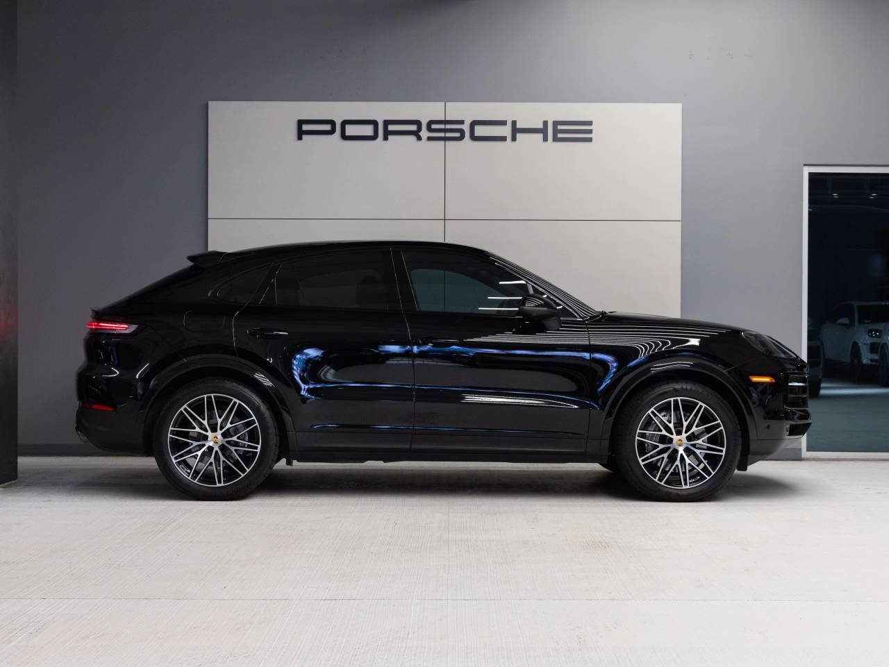 2024 Porsche Cayenne Cayenne Coupe