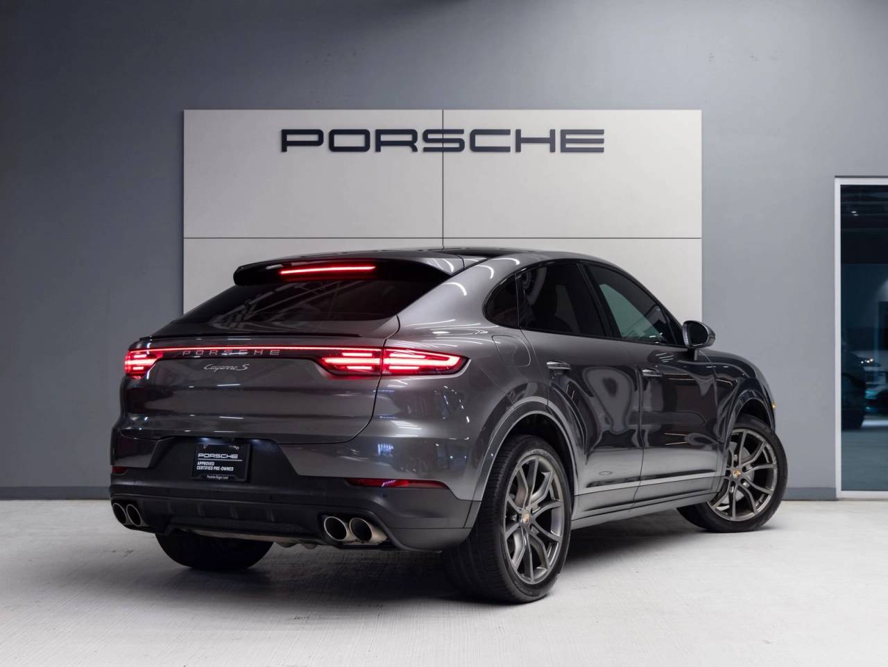 2021 Porsche Cayenne Cayenne S Coupe