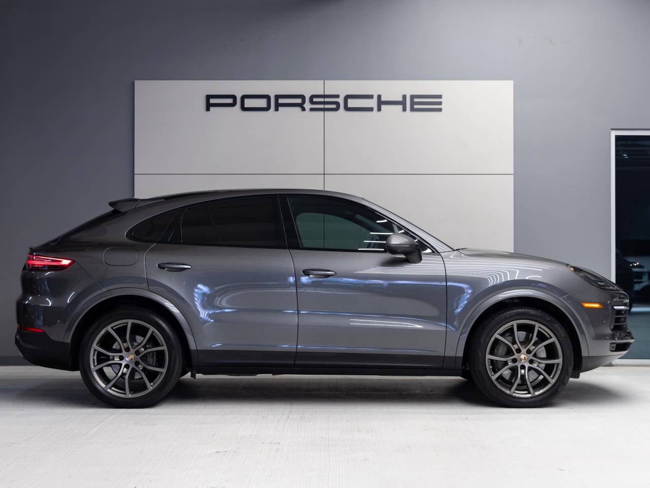2021 Porsche Cayenne Cayenne S Coupe