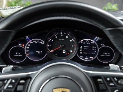 2022 Porsche Cayenne S Coupe Platinum Edition