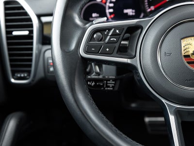 2022 Porsche Cayenne S Coupe Platinum Edition