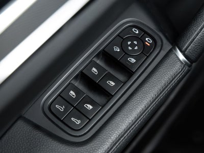 2022 Porsche Cayenne S Coupe Platinum Edition