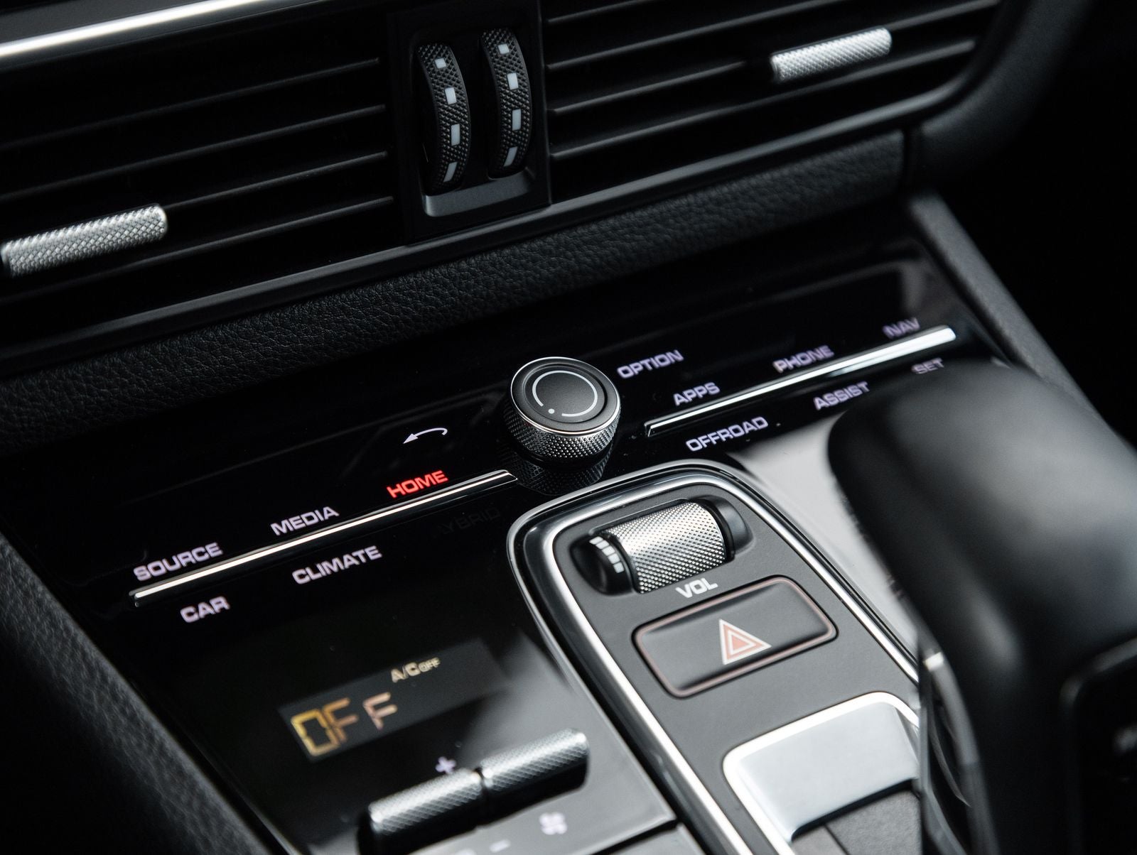 2022 Porsche Cayenne S Coupe Platinum Edition