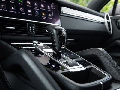 2022 Porsche Cayenne S Coupe Platinum Edition
