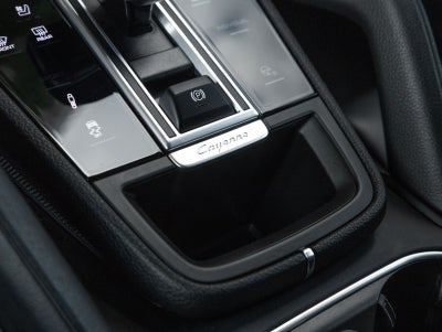 2022 Porsche Cayenne S Coupe Platinum Edition