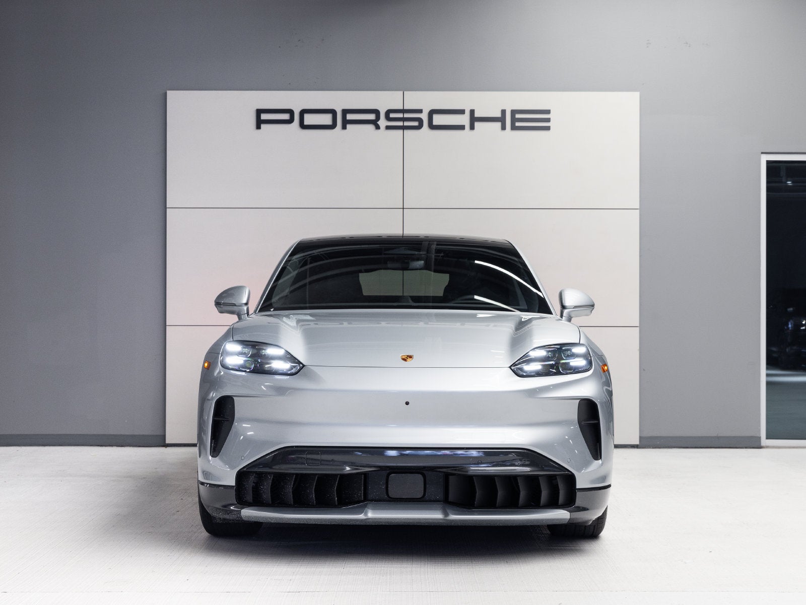 2026 Porsche Cayenne Cayenne S Coupe Electric