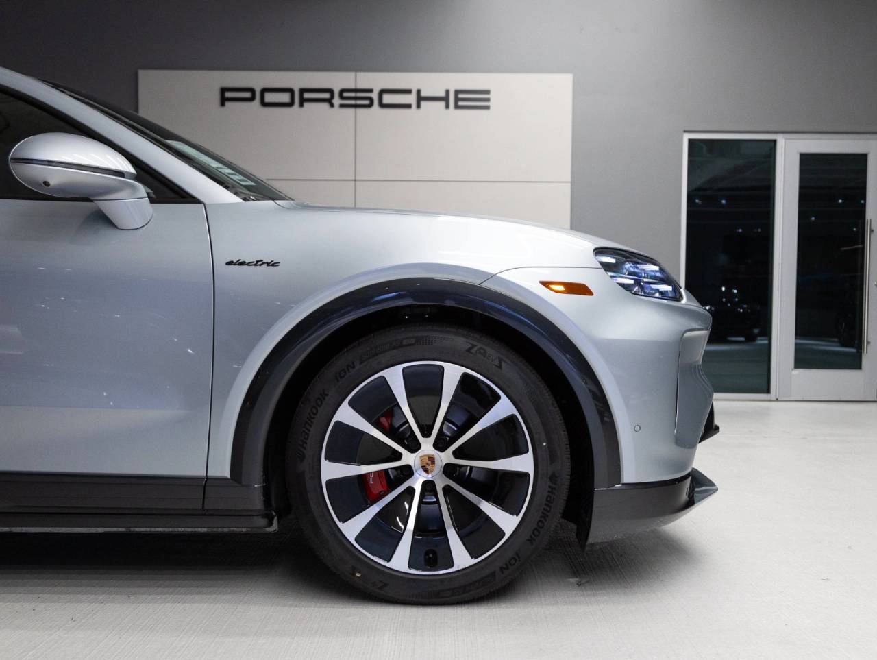 2026 Porsche Cayenne Cayenne S Coupe Electric