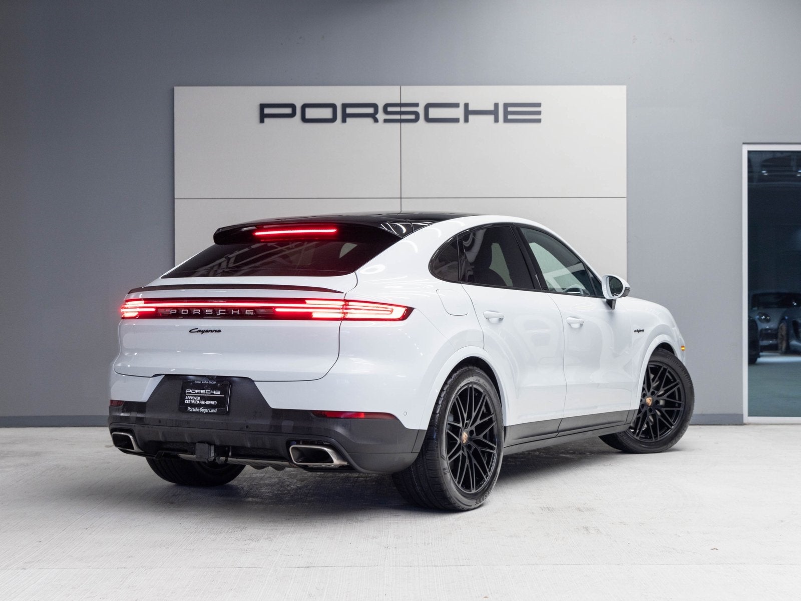 2025 Porsche Cayenne Cayenne E-Hybrid Coupe