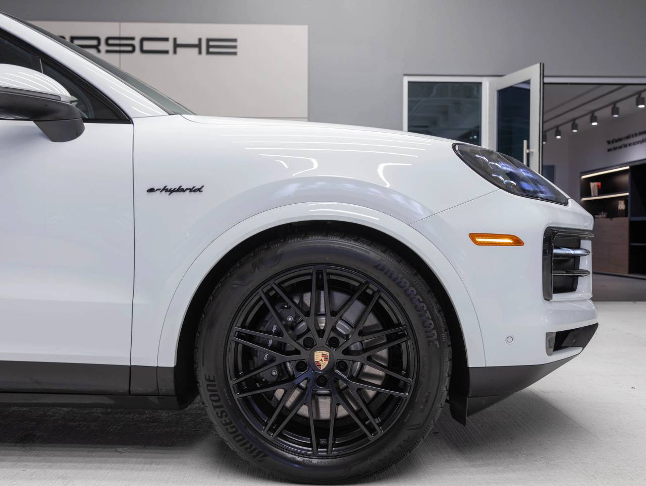 2025 Porsche Cayenne Cayenne E-Hybrid Coupe