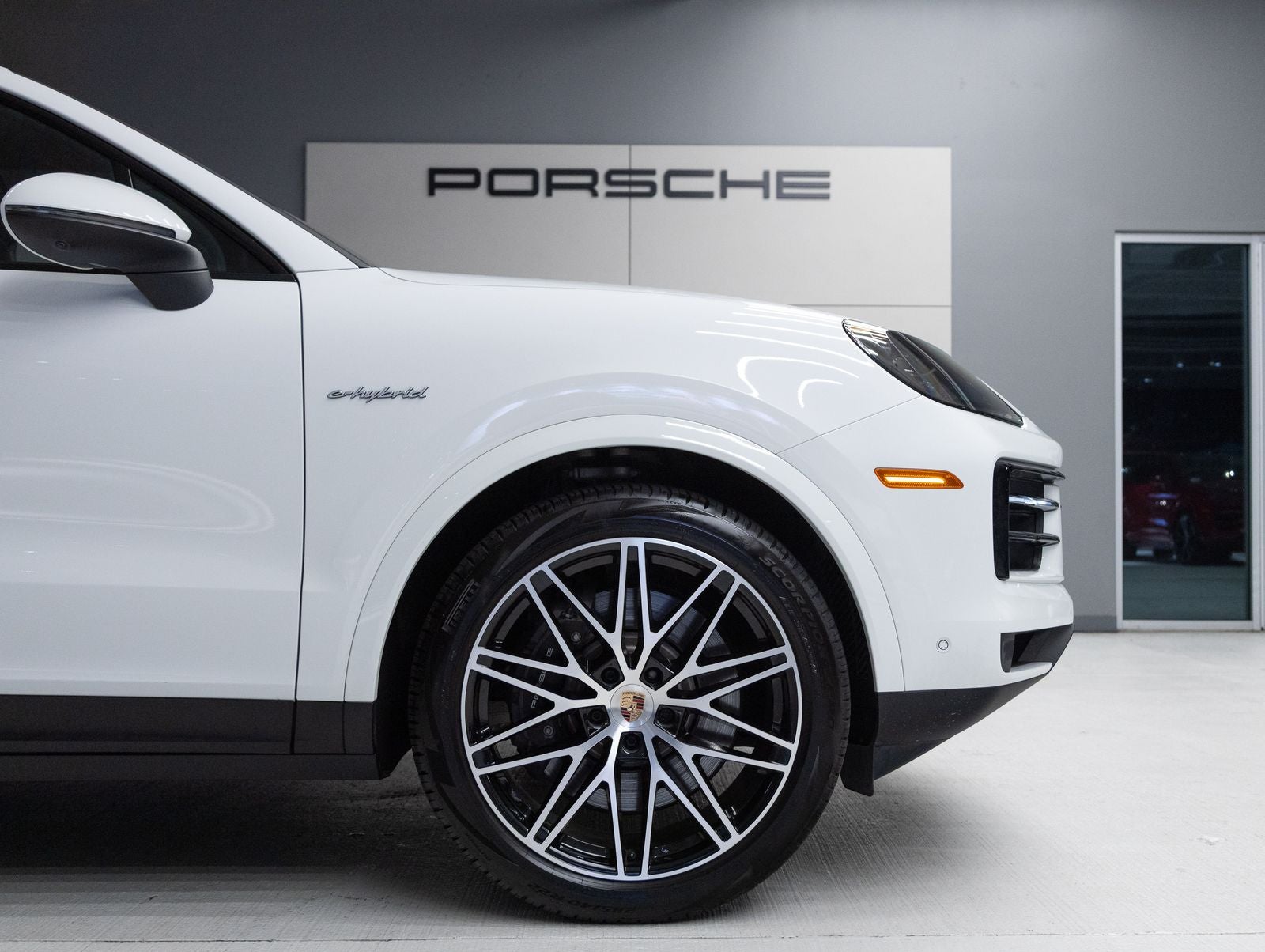 2025 Porsche Cayenne E-Hybrid Coupe
