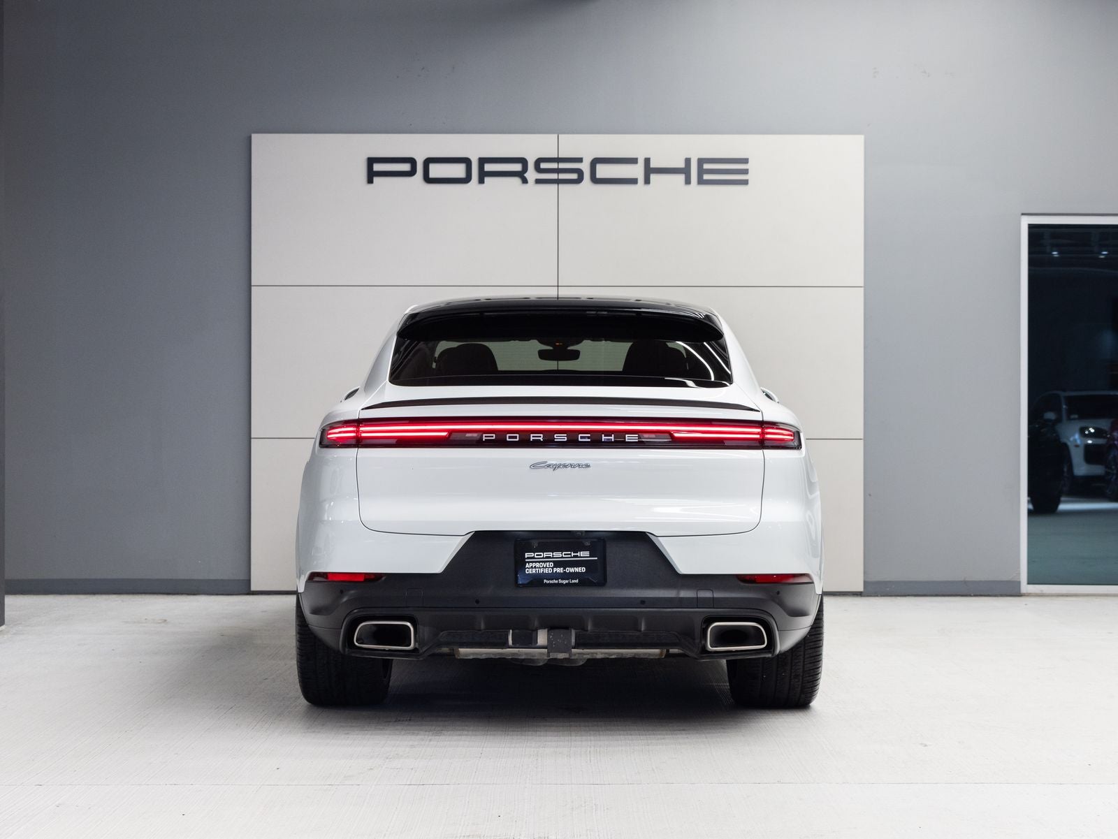2025 Porsche Cayenne E-Hybrid Coupe