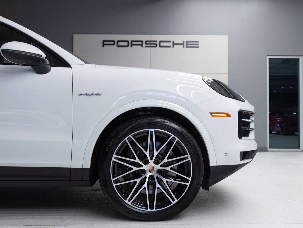 2025 Porsche Cayenne E-Hybrid Coupe