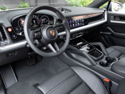 2026 Porsche Cayenne E-Hybrid Coupe