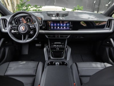 2026 Porsche Cayenne E-Hybrid Coupe