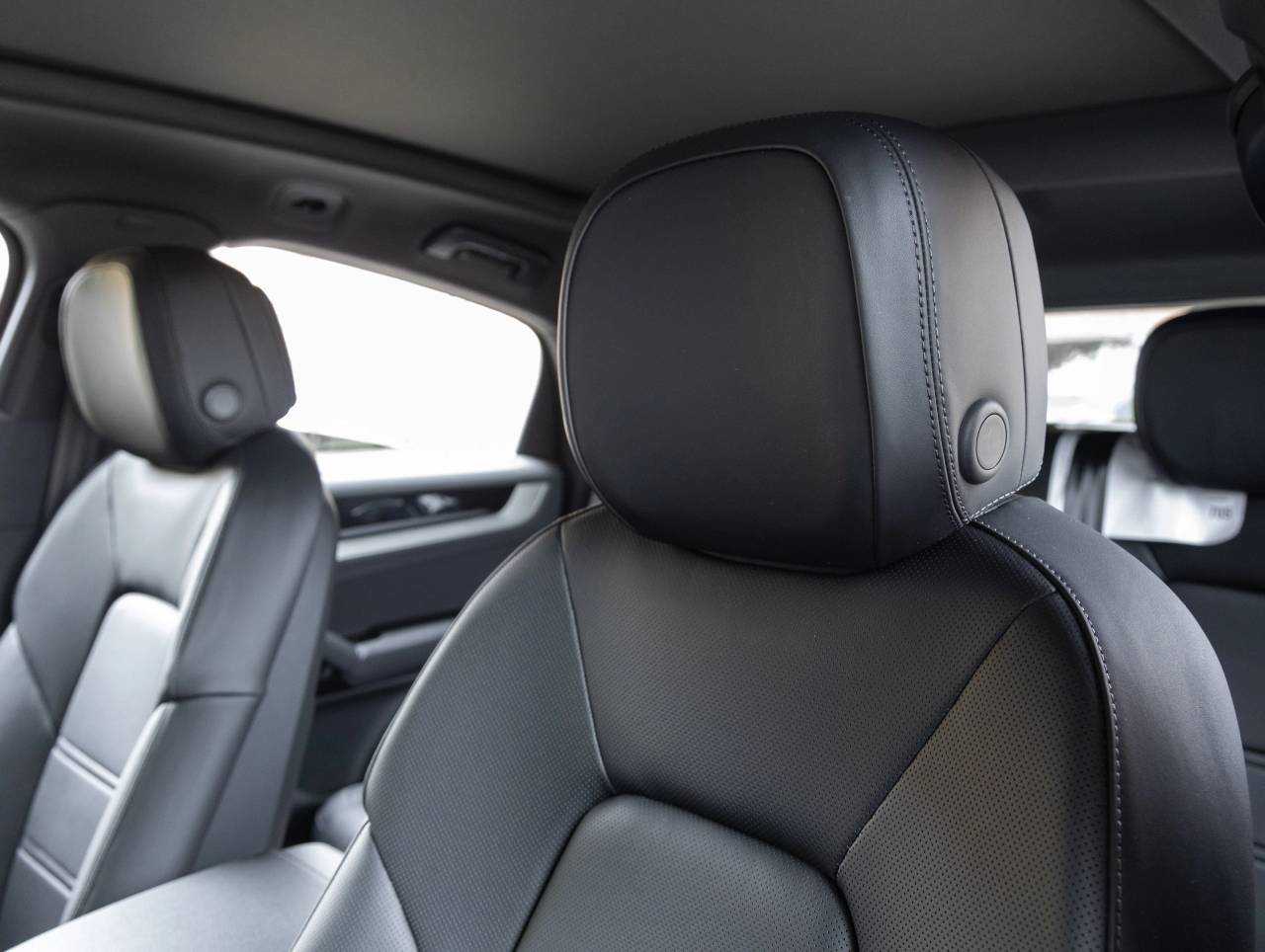 2026 Porsche Cayenne E-Hybrid Coupe