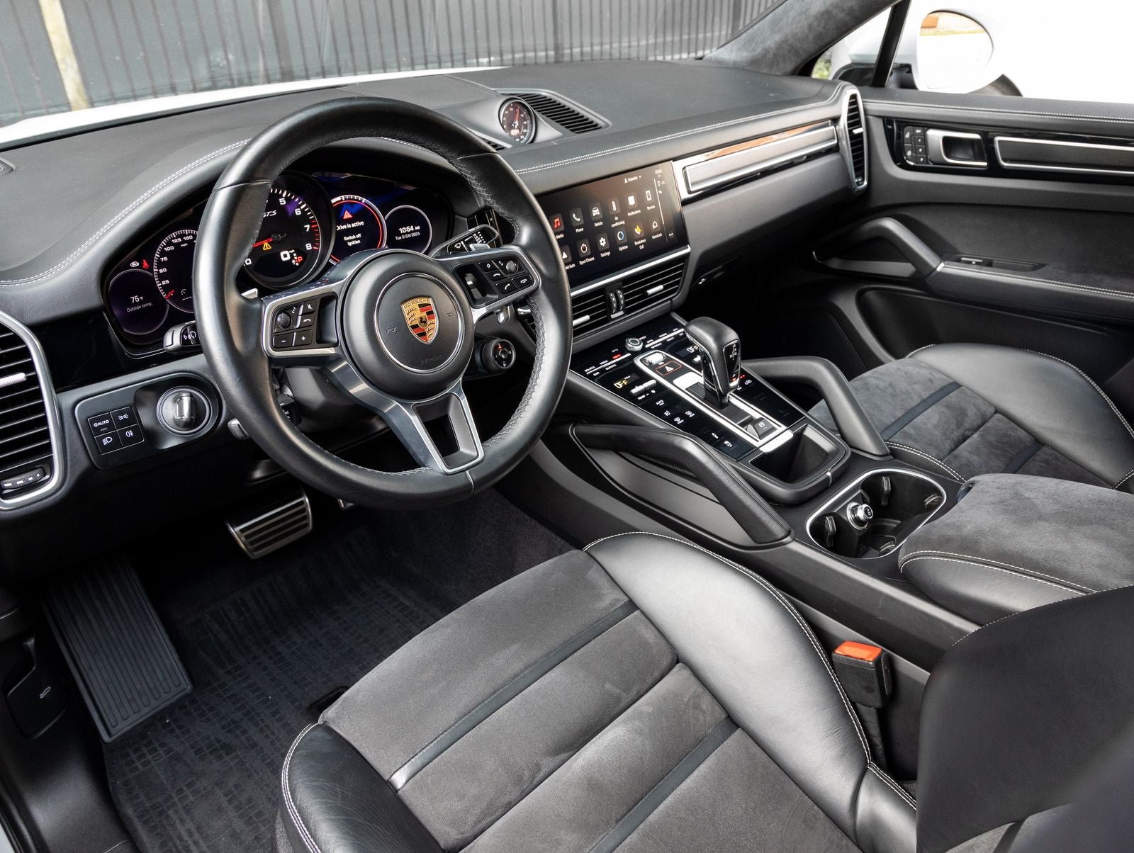 2023 Porsche Cayenne Cayenne GTS Coupe
