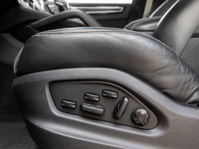 2023 Porsche Cayenne GTS Coupe