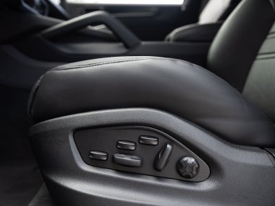 2026 Porsche Cayenne Cayenne GTS Coupe